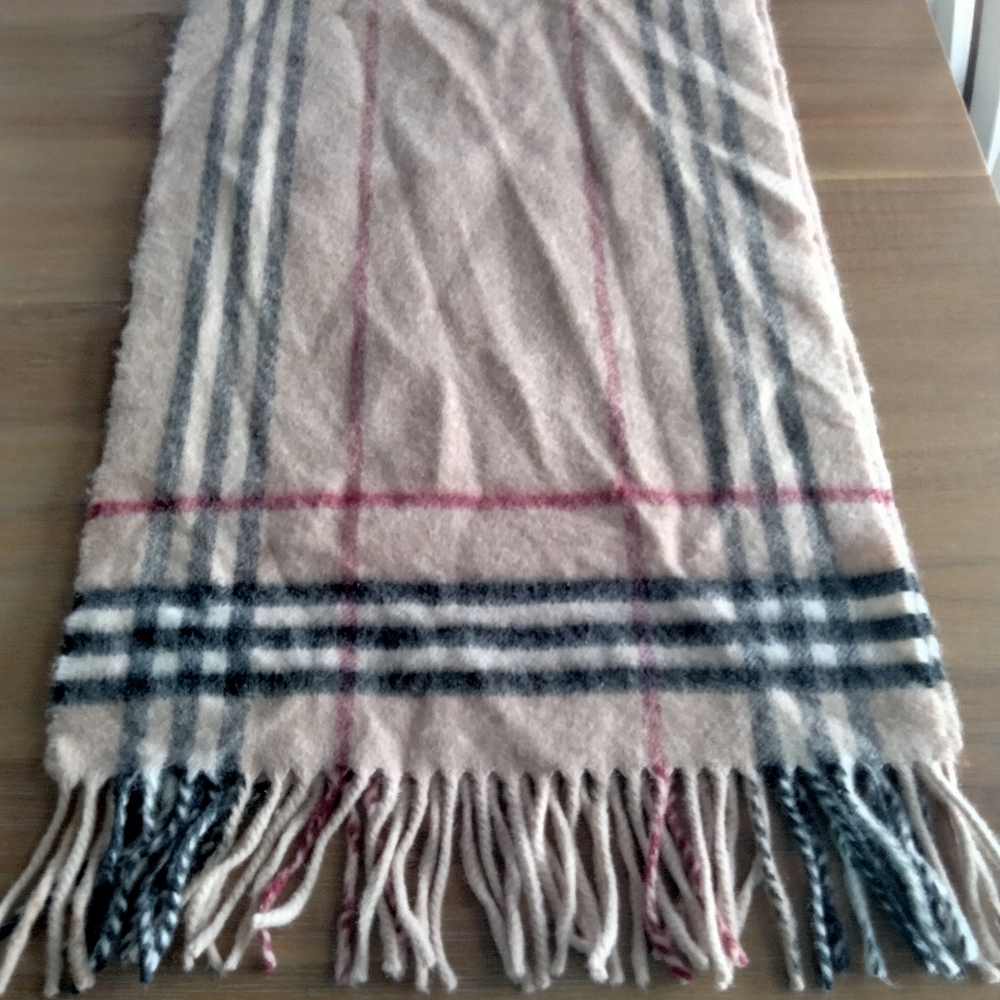 Burberry wool & cashmere scarf - Picture 3 of 10